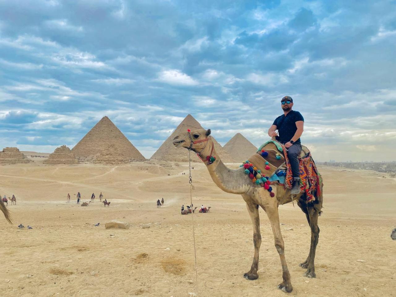 Horus Pyramids Inn Kafret el-Gabal المظهر الخارجي الصورة